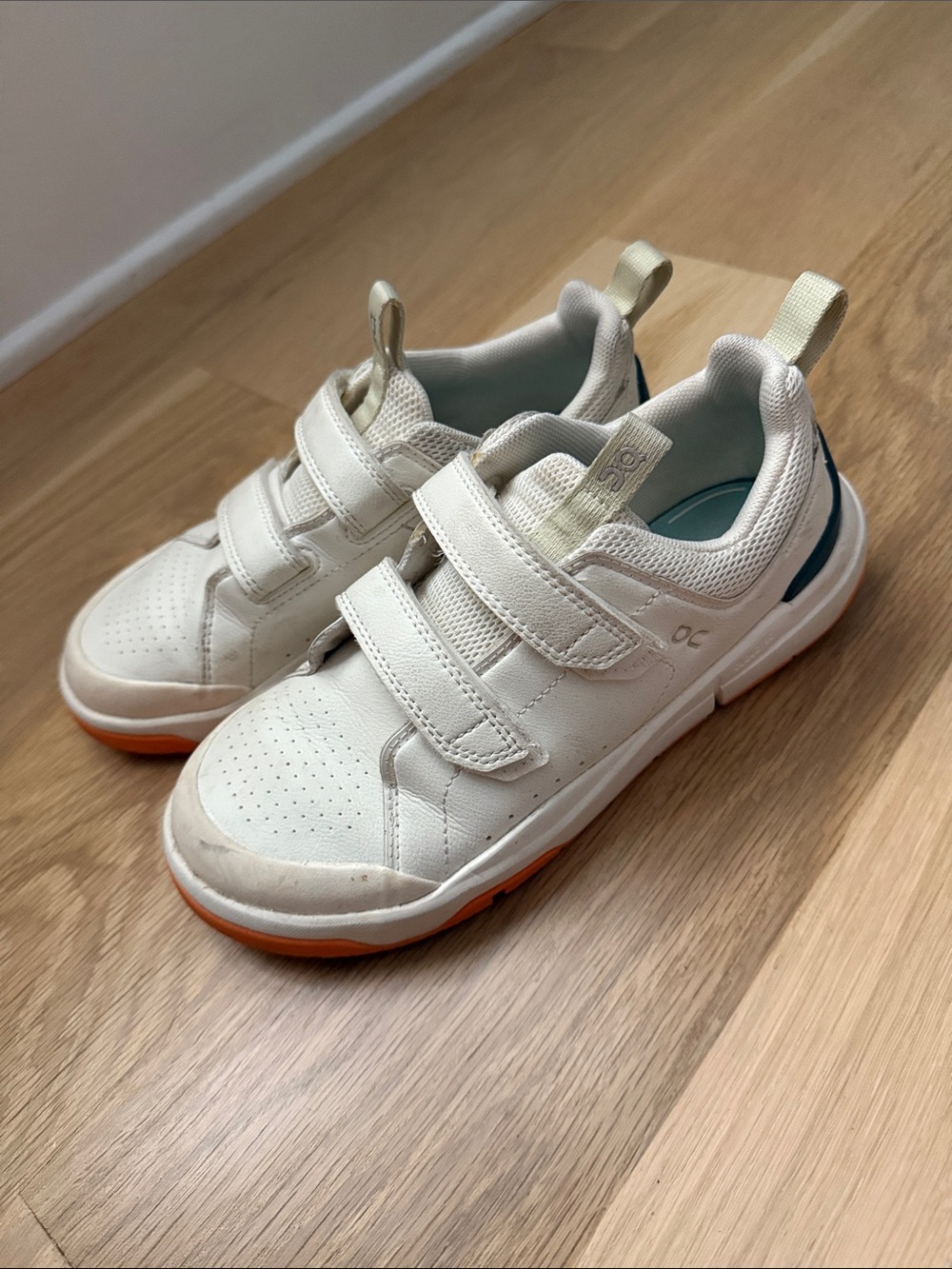 On Clouds - Children's White Sneakers with Orange Outsole and Easy Velcro